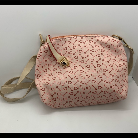 6 piece vegan leather beautiful pink bag set - Picture 8 of 16